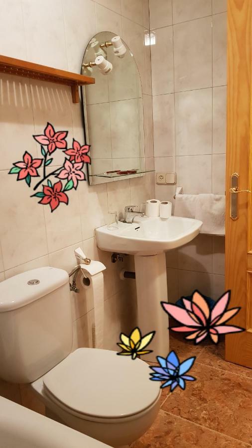 Hostal Plaza Эл Еспинар Экстерьер фото